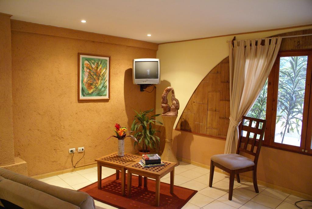 Dushi Vida Country Inn Alajuela Exterior photo